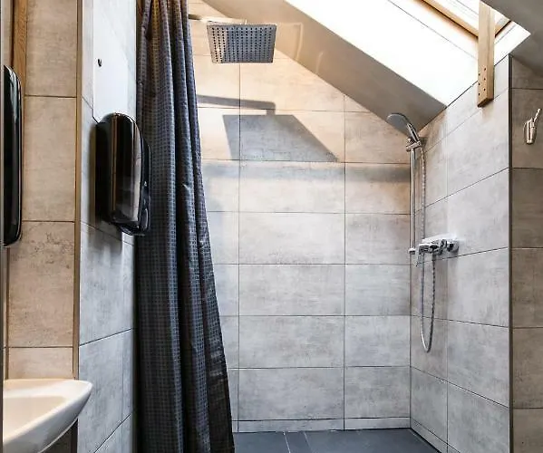 Wicked Weasel Hostel *